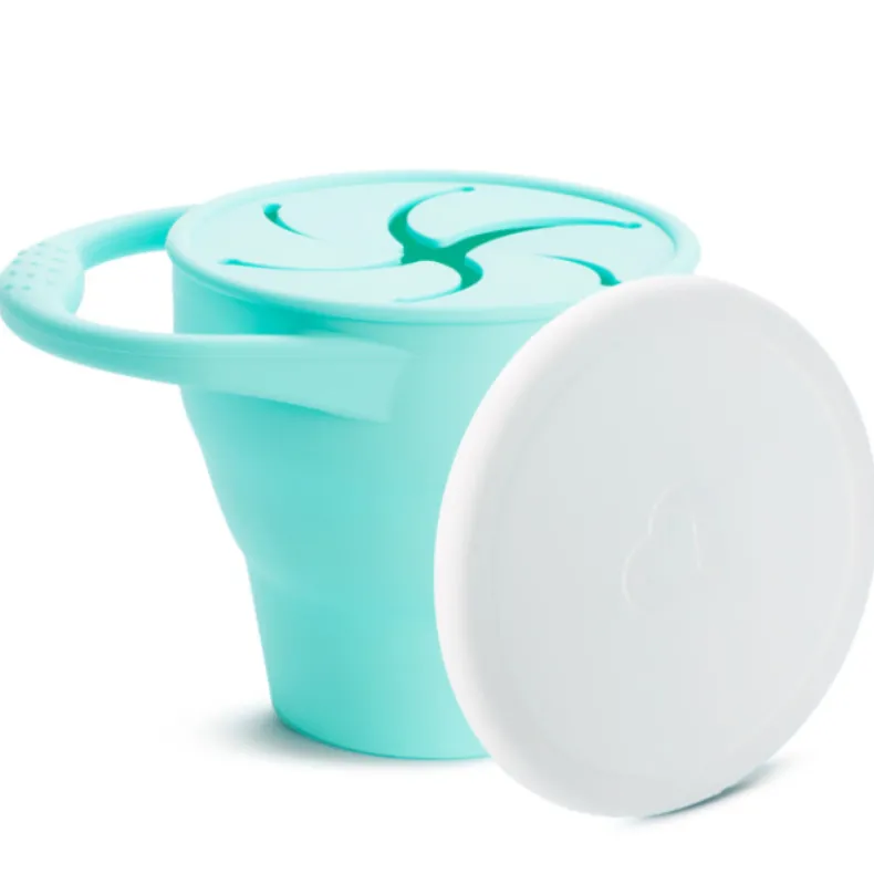 C’est Silicone! Snack Catcher with Lid